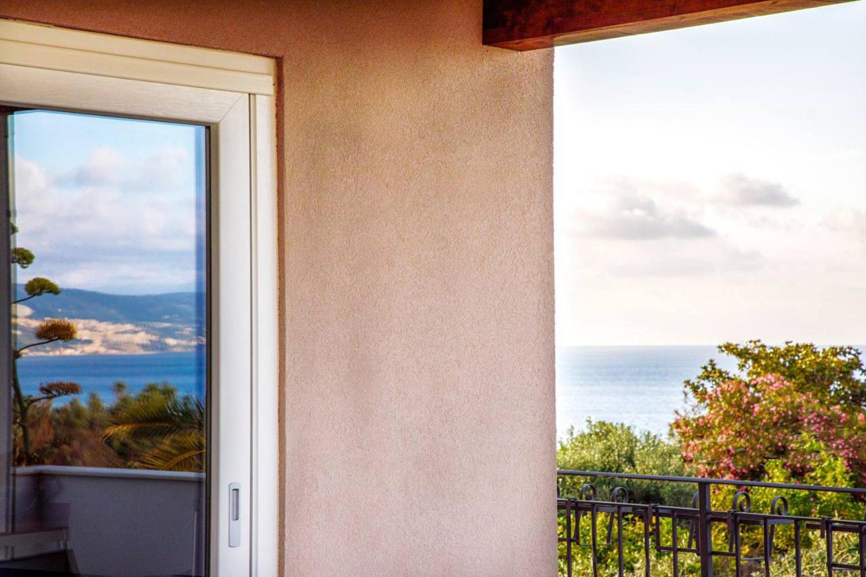 Residenza Anna Calabria Bed & Breakfast Briatico Bagian luar foto