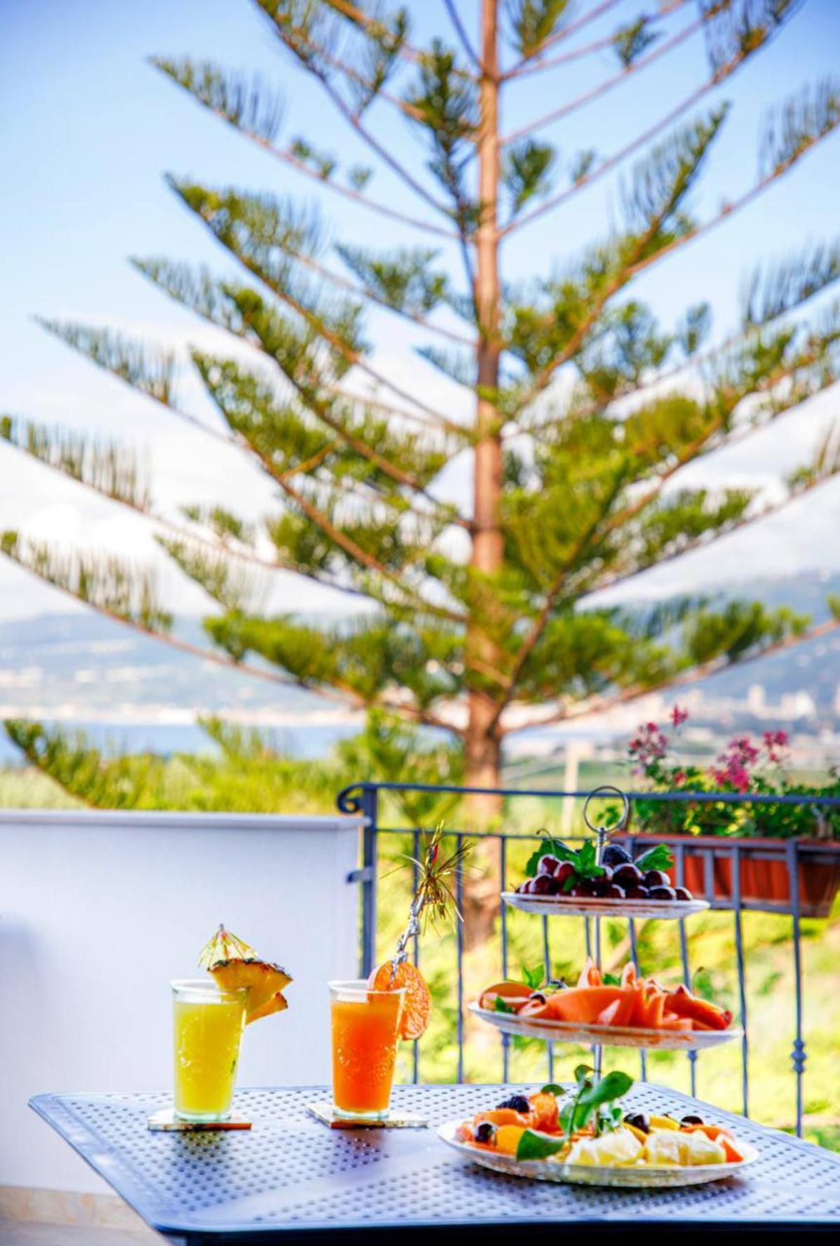 Residenza Anna Calabria Bed & Breakfast Briatico Bagian luar foto